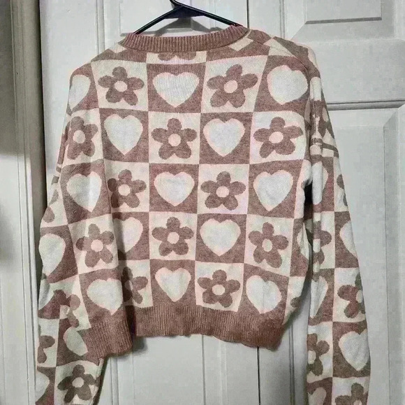 Debut pink and white heart and flower sweater size large - Picture 3 of 5
